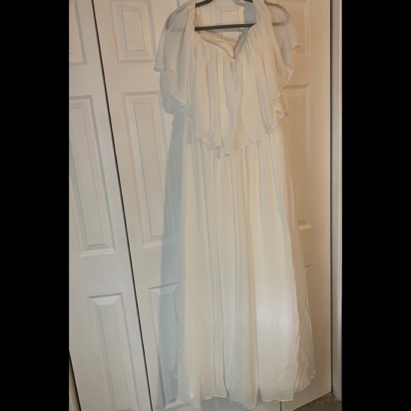 Off the Shoulder Dress - Picture 4 of 4